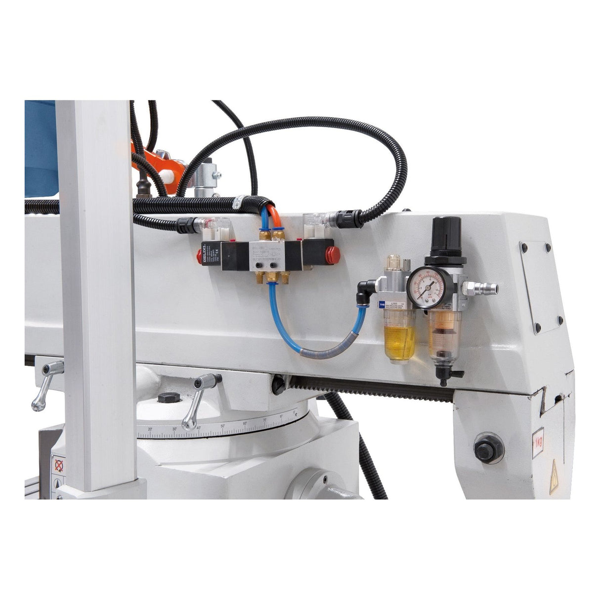BERNARDO Universalfräsmaschine – Modell UWF 90 V mit pneumatischer Werkzeugklemmung