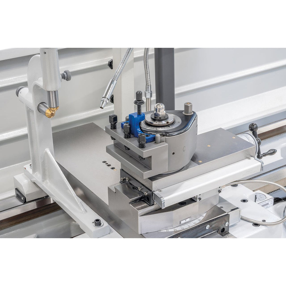 BERNARDO Universaldrehmaschine – Modell Titan 560 x 2000 Pro inkl. 3-Achs-Digitalanzeige