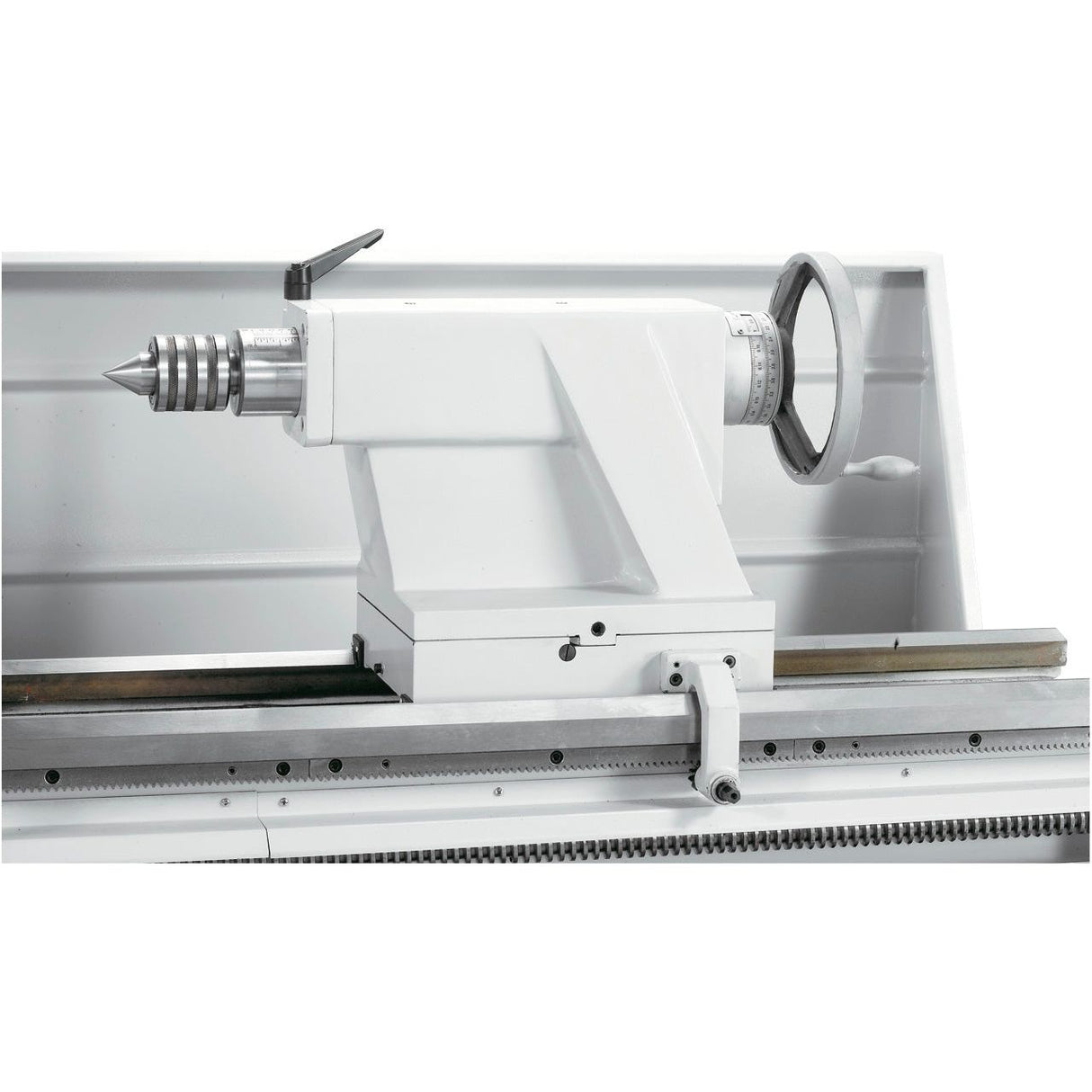 BERNARDO Universaldrehmaschine – Modell Titan 660 x 2000 inkl. 3-Achs-Digitalanzeige