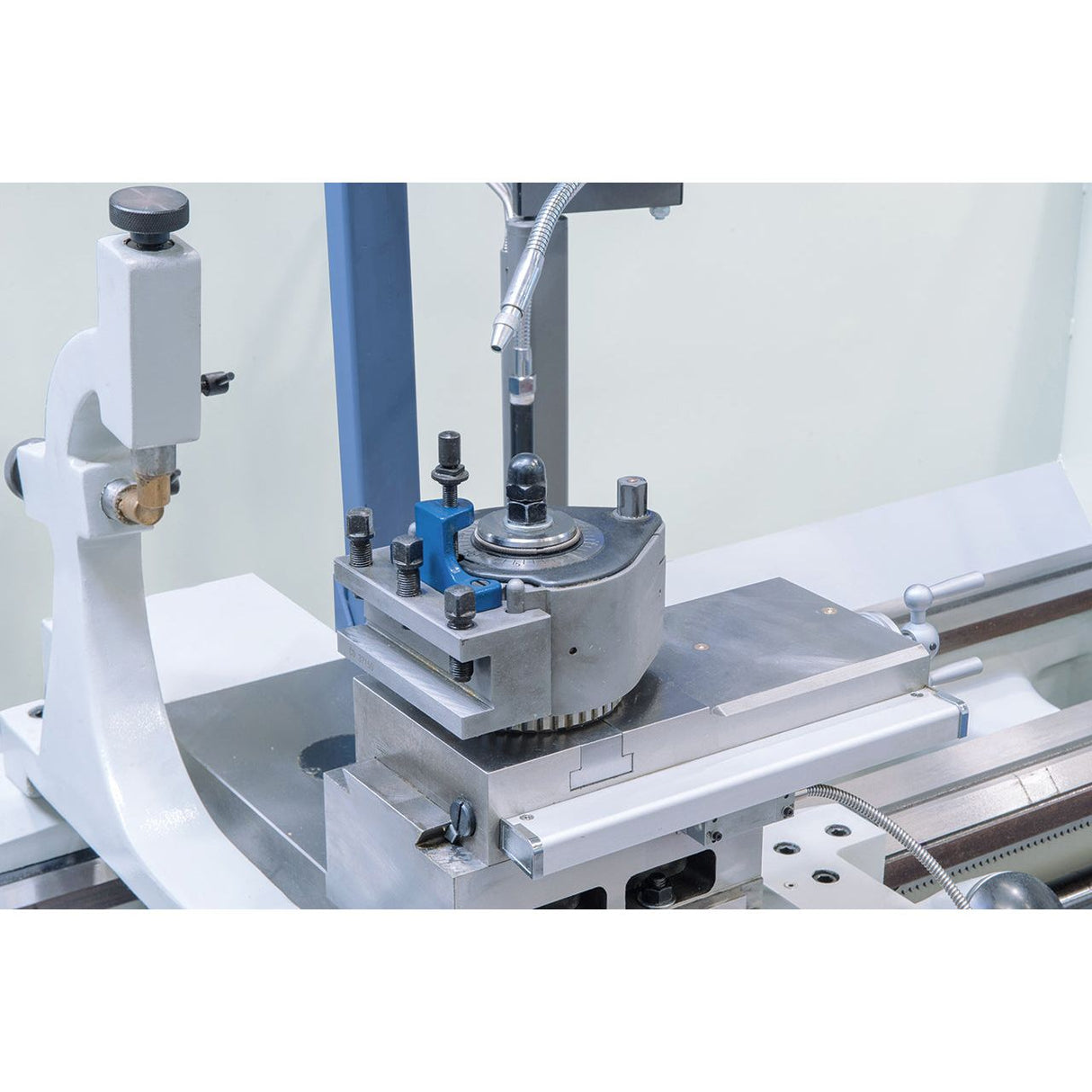 BERNARDO Universaldrehmaschine – Modell Goliath 660 x 2000 inkl. 3-Achs-Digitalanzeige