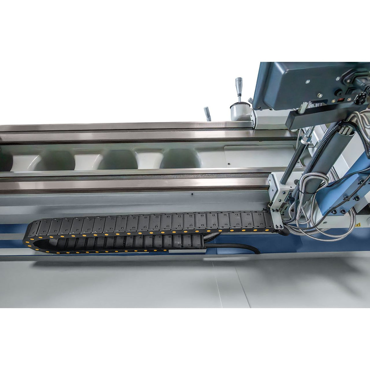 BERNARDO Universaldrehmaschine – Modell Goliath 800 x 1500 inkl. 3-Achs-Digitalanzeige