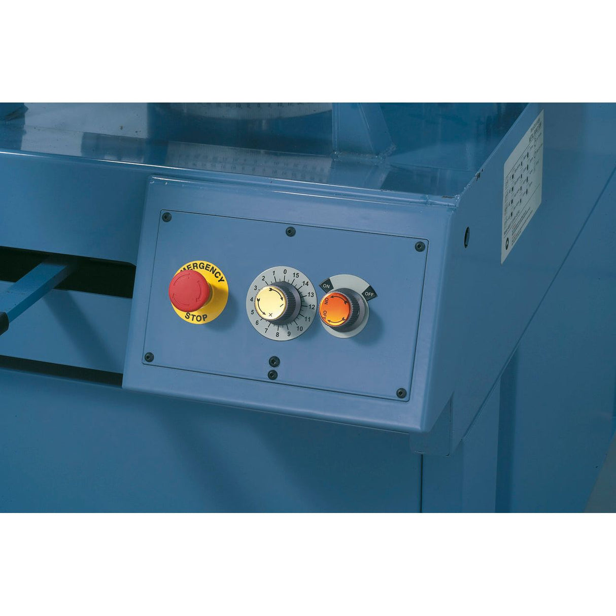 BERNARDO Halbautomatische Doppelgehrungsbandsäge – Modell MBS 350 DGA / 400 V