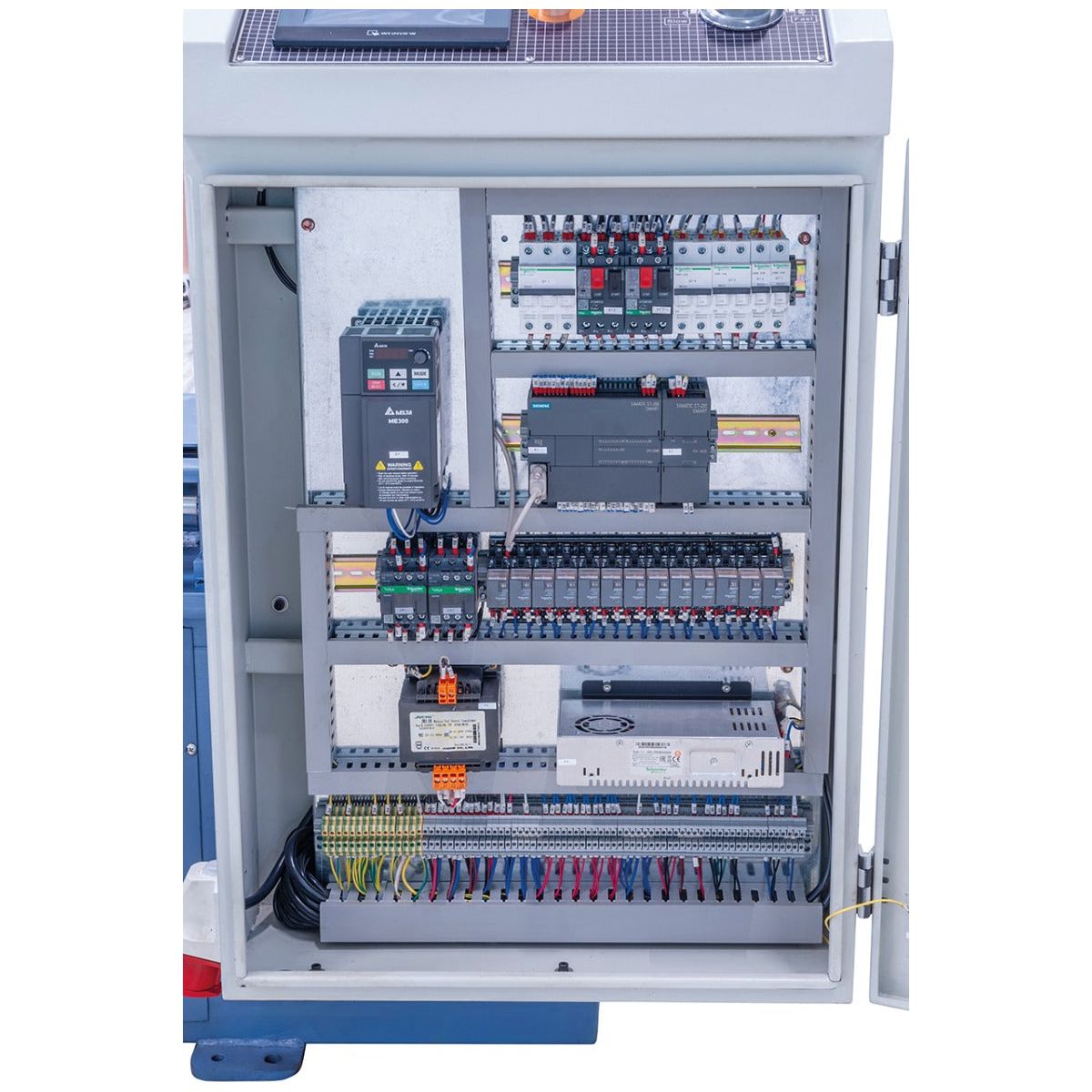BERNARDO Vollautomatische Gehrungsbandsäge – Modell BSMG 300 NC