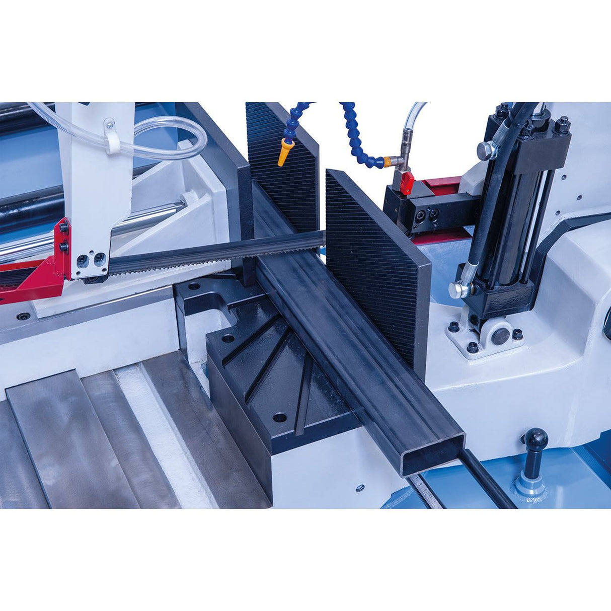 BERNARDO Halbautomatische Doppelgehrungsbandsäge – Modell DGS 460 HV