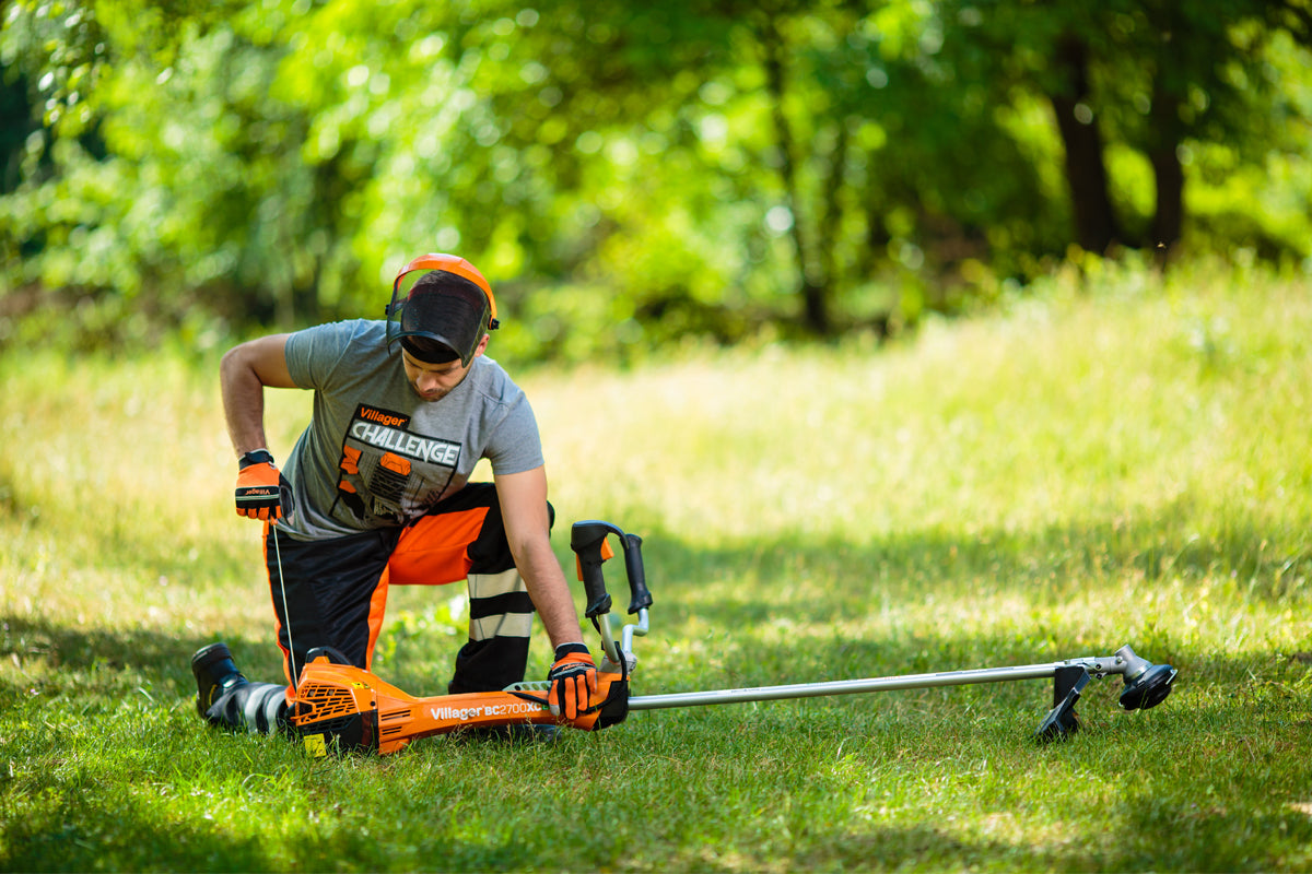 Villager BC 2700 XCE - Benzin-Freischneider mit 46,5 cm³ & Profi-Tragegurt - VI-046518