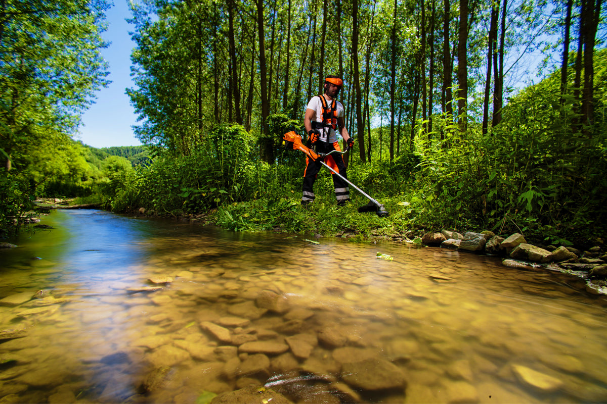 Villager BC 2700 XCE - Benzin-Freischneider mit 46,5 cm³ & Profi-Tragegurt - VI-046518