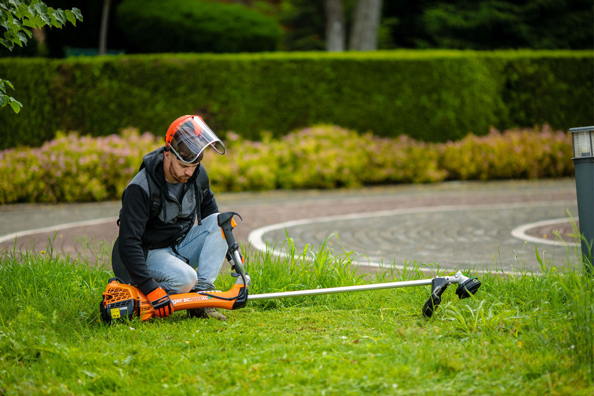 Villager BC 2700 XCE - Benzin-Freischneider mit 46,5 cm³ & Profi-Tragegurt - VI-046518