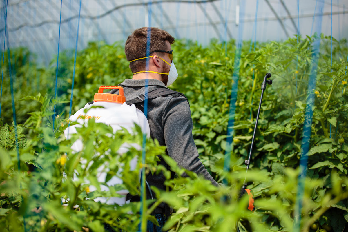 Villager VBS 16 LI Akku Rückenspritze - Akku-Drucksprüher 16 l mit 12 V / 8 Ah & Teleskoplanze - VI-051572