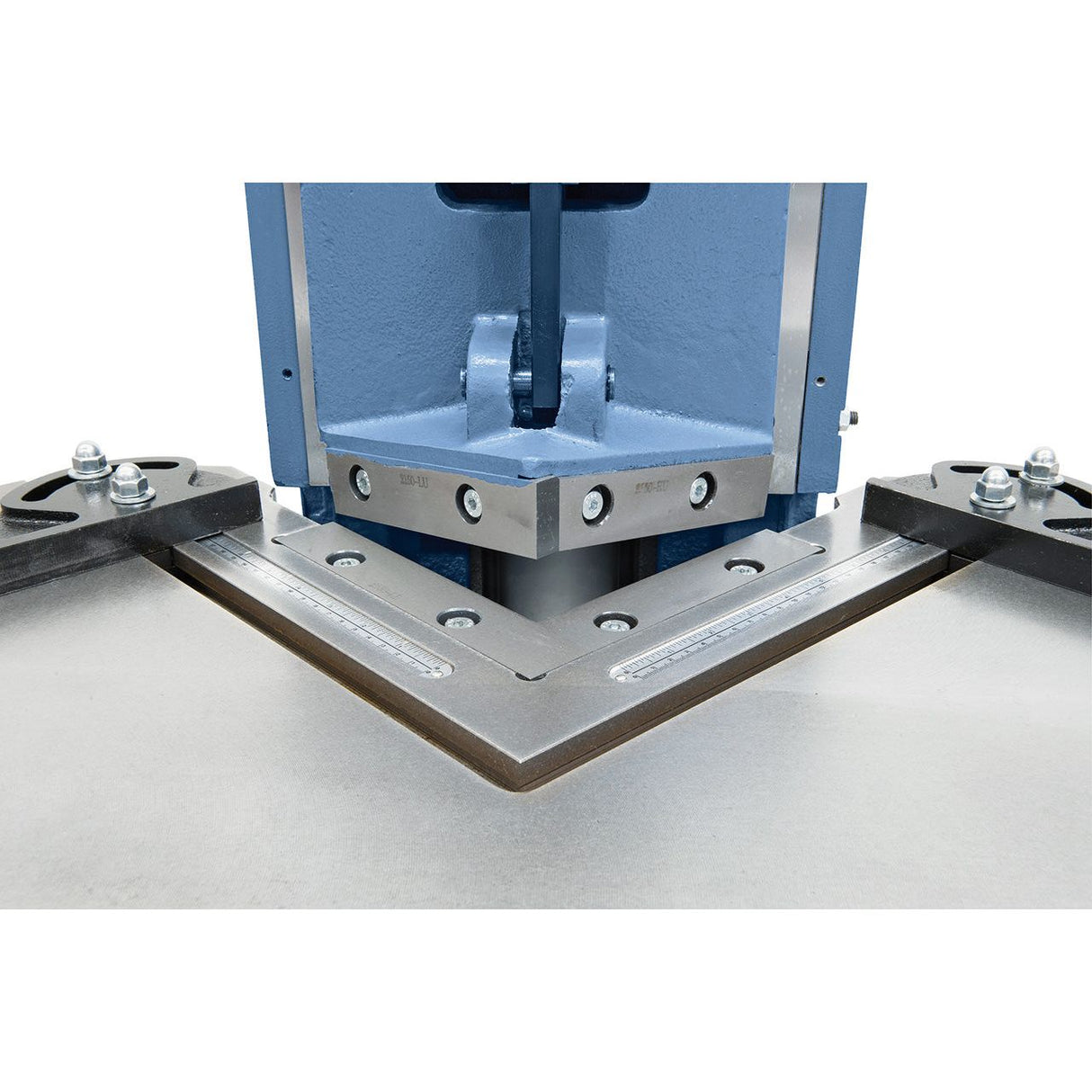 BERNARDO Pneumatische Ausklinkmaschine – Modell AK 150 P