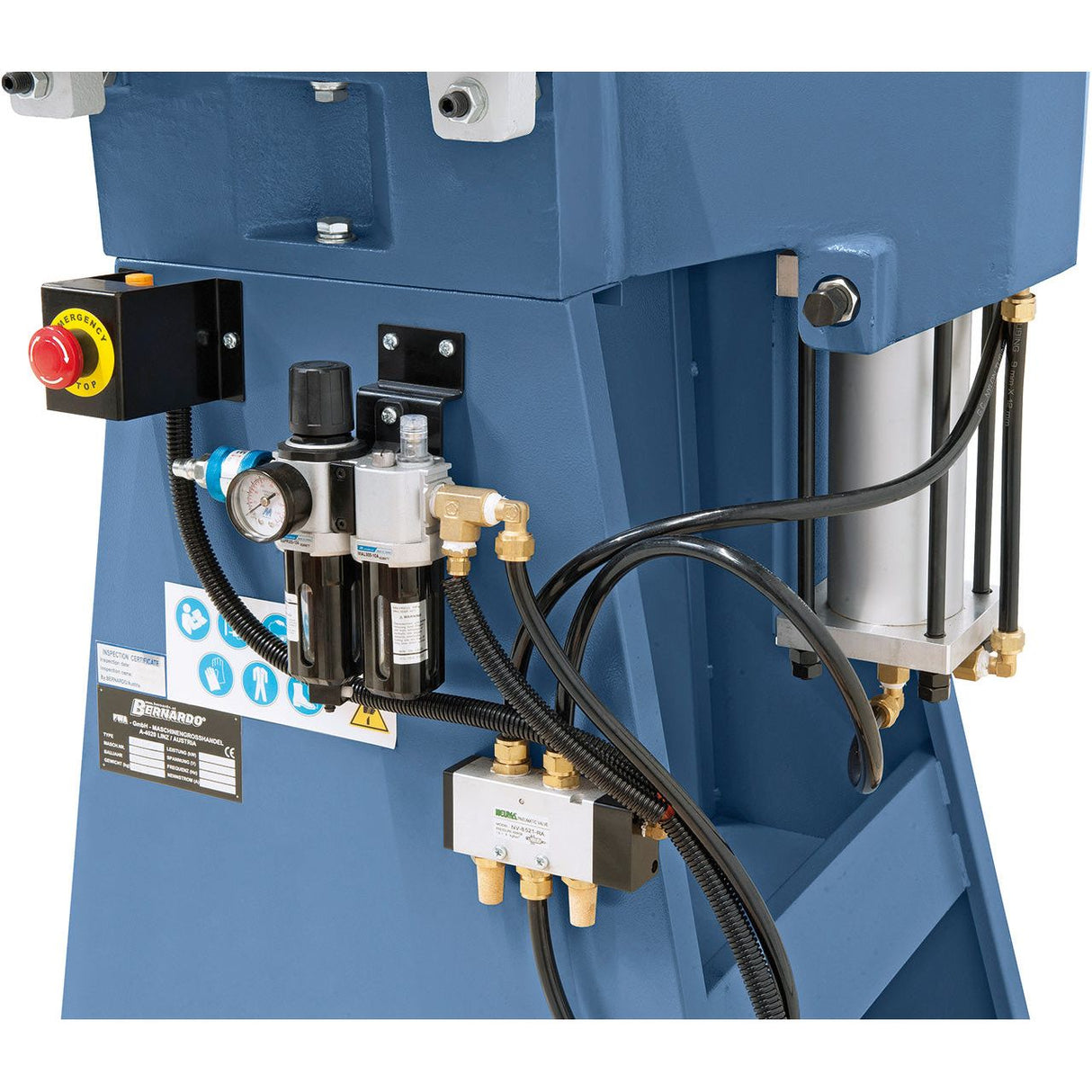 BERNARDO Pneumatische Ausklinkmaschine – Modell AK 150 P