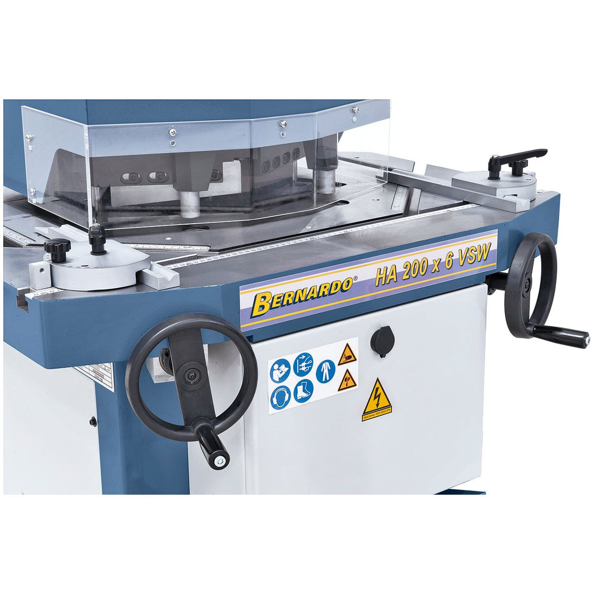 BERNARDO Hydraulische Ausklinkmaschine – Modell HA 200 x 6 VSW