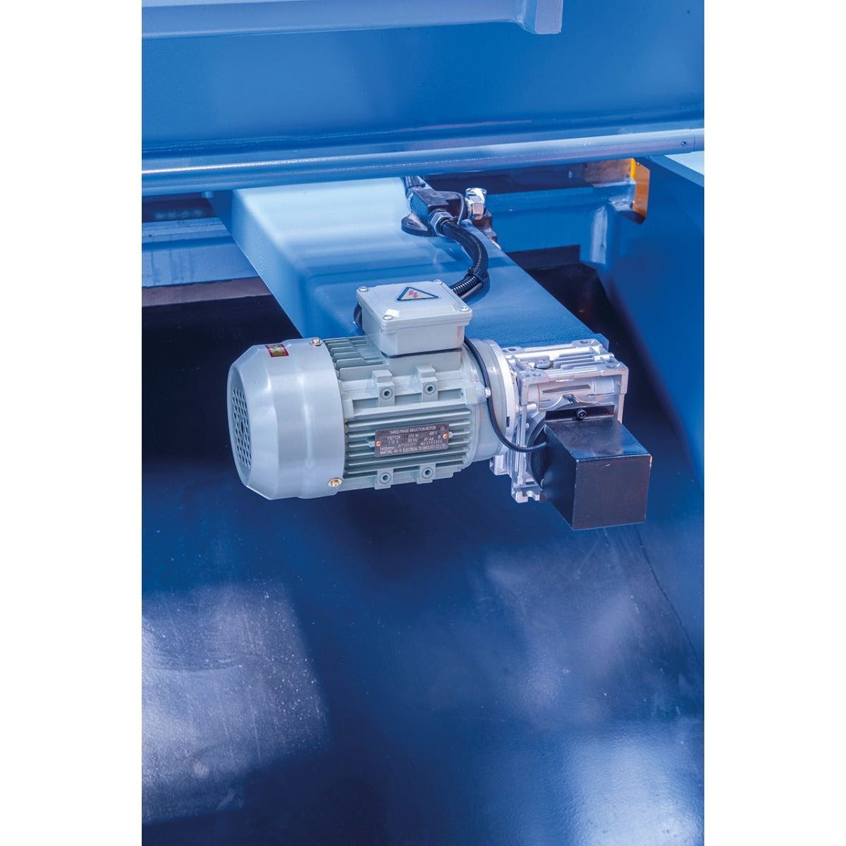 BERNARDO – Modell Hydraulische Tafelschere HSB 2000 x 4 *