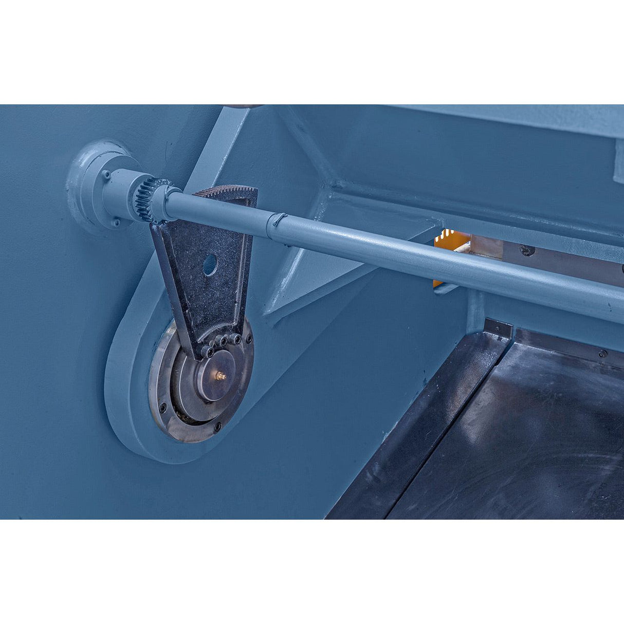 BERNARDO Hydraulische Schwingschnitt-Tafelschere – Modell HSB 3200 x 10