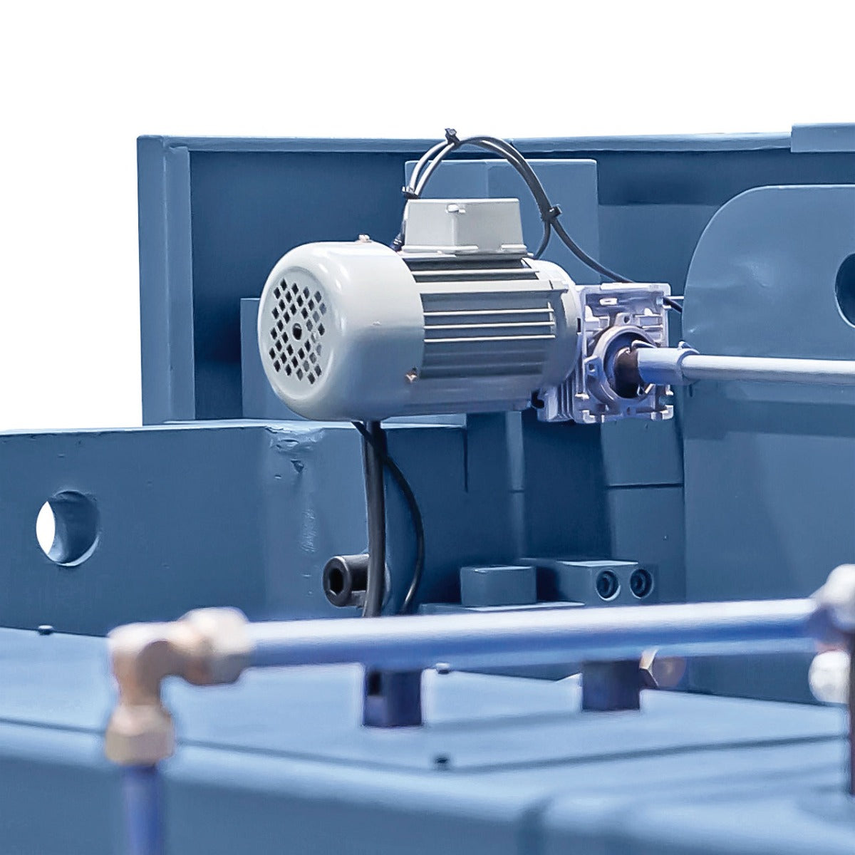 BERNARDO Hydraulische Abkantpresse – Modell AKPL 4000 x 125 mit manueller Bombiereinrichtung