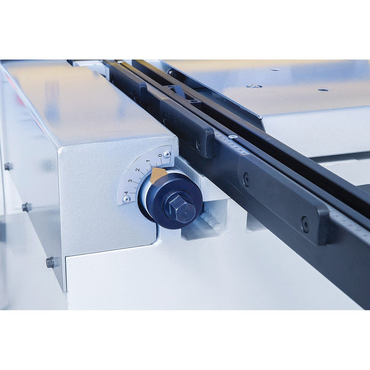 BERNARDO Motorische Tafelschere – Modell MTE 2560 x 4 NCC