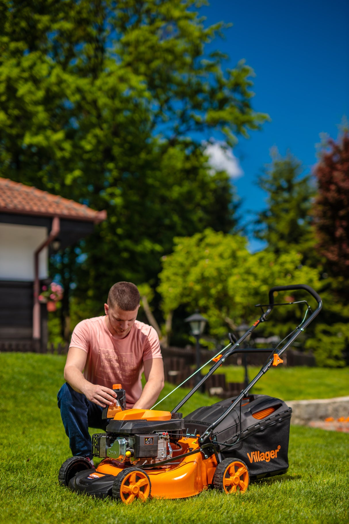 Villager ATLAS 4011 T - Benzin-Rasenmäher mit 457 mm Schnittbreite & 4-in-1 Mähsystem - VI-060169