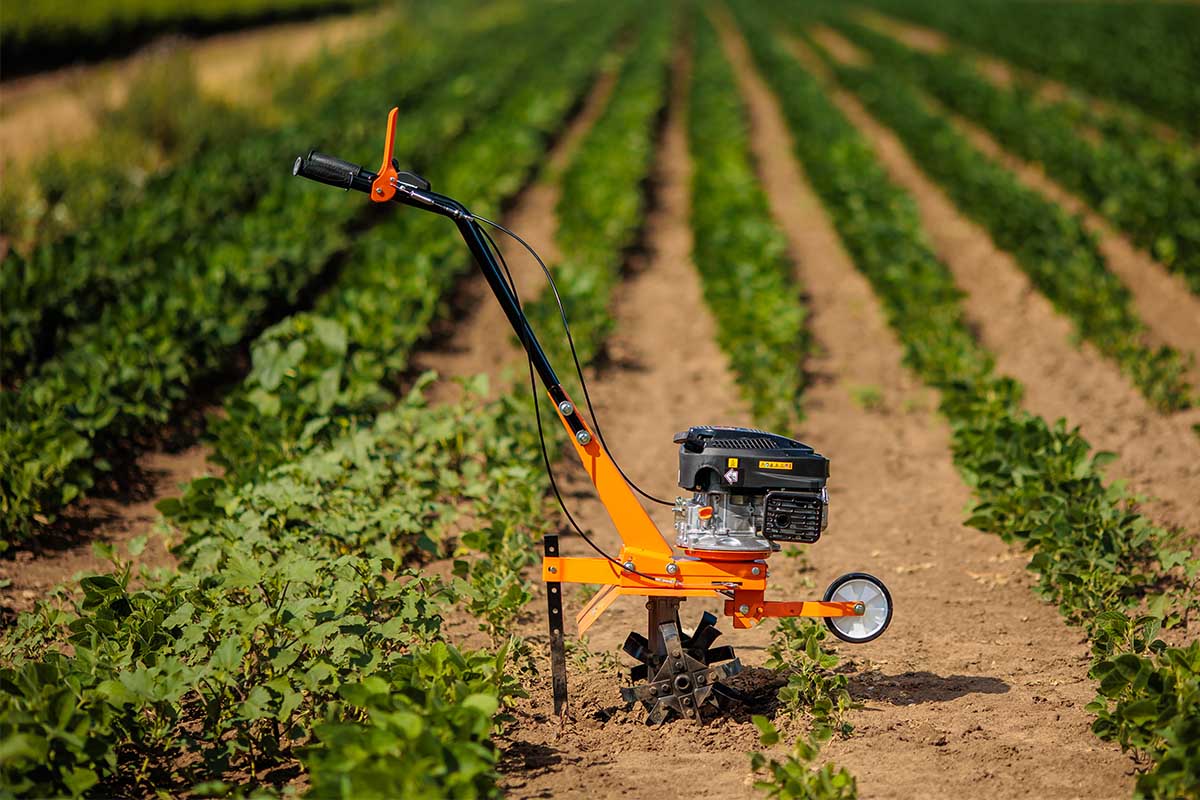 Villager Bodenfräse VTB 380 - Kompakte Motorhacke mit 400 mm Arbeitsbreite & 144 cm³ Motor - Bodenhacke VI-082499