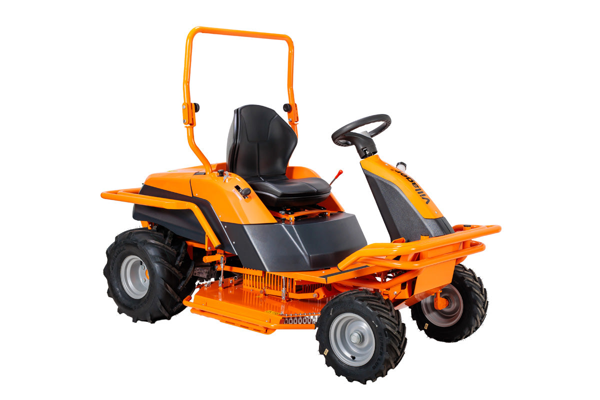 Heavy-duty ride-on brush cutter mower from Tools.de for efficient lawn and field maintenance