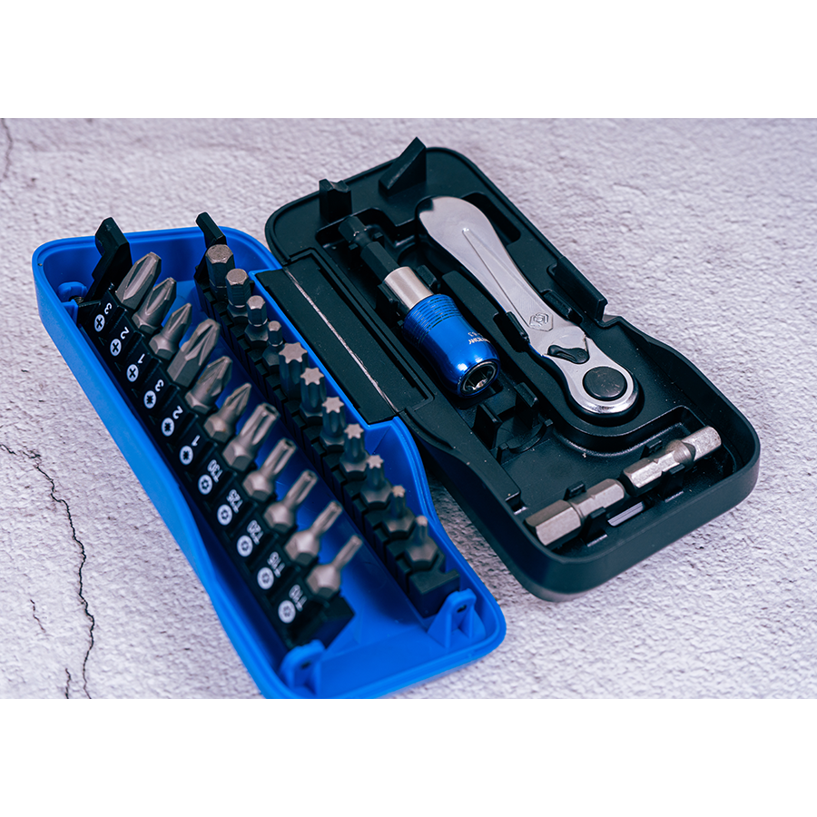 KING TONY Profi-Werkzeuge - Umschaltratsche und 1/4" Bit - 26 tlg. 1026CQAM