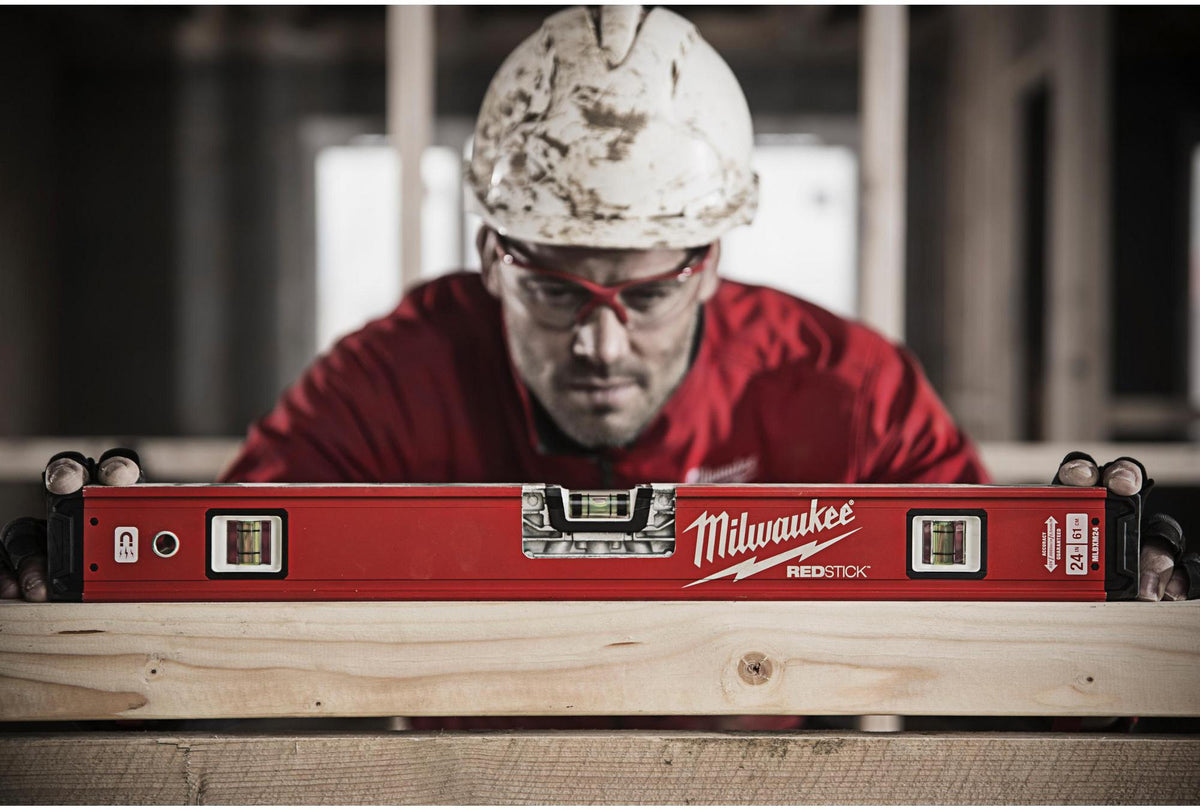 Wasserwaage REDSTICK Premium 120 cm MILWAUKEE – SHARPSITE Libelle, BACKBONE Metallblock