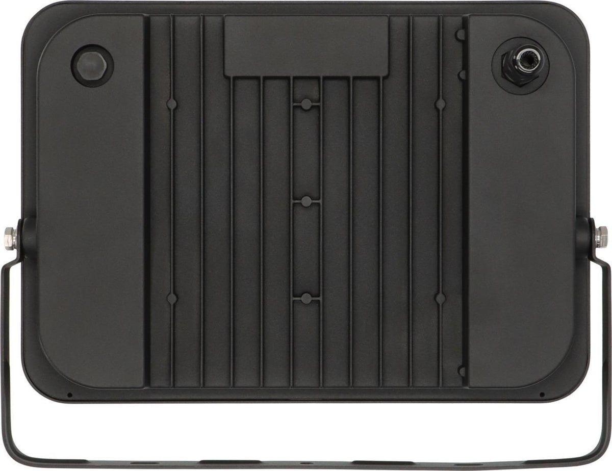 LED-Strahler JARO 4060 30 W 3450 lm IP65 von BRENNENSTUHL – helles Licht für Außenbereiche