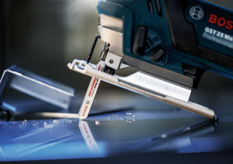 BOSCH Stichsägeblatt Stainless Steel T 118 EHM Carbide 83 mm für Edelstahlblech