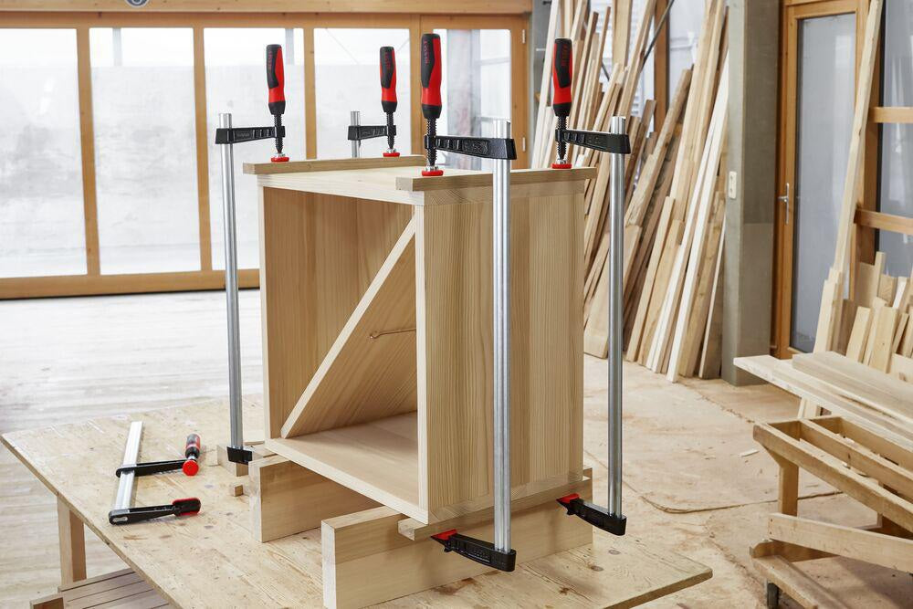 BESSEY Temperguss-Schraubzwinge TG-2K Spannweite 160 mm, Ausladung 80 mm, 2K-Griff, 6000 N Spannkraft