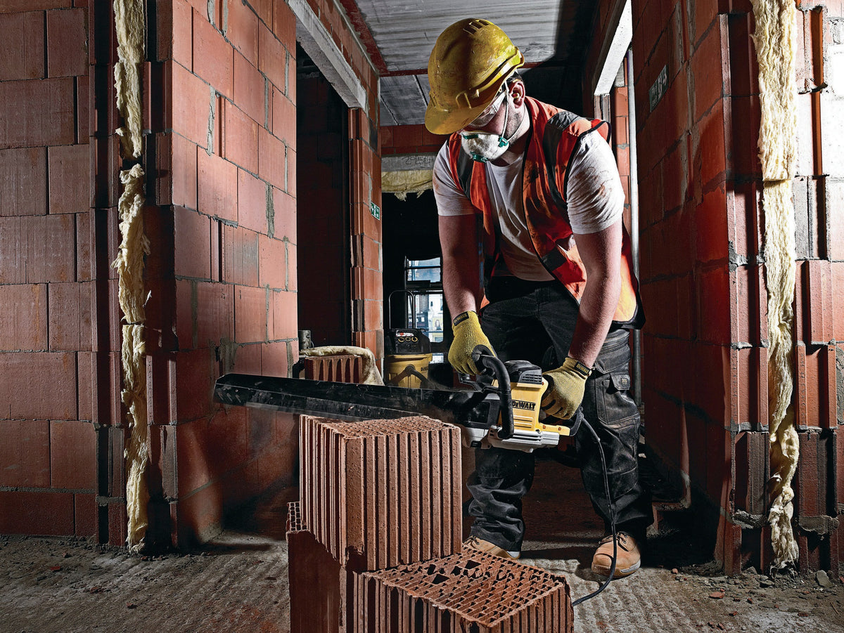 DEWALT Spezialsäge DWE397 – 1700 W, 40 mm Hub, 430 mm Schnittlänge, vibrationsarm
