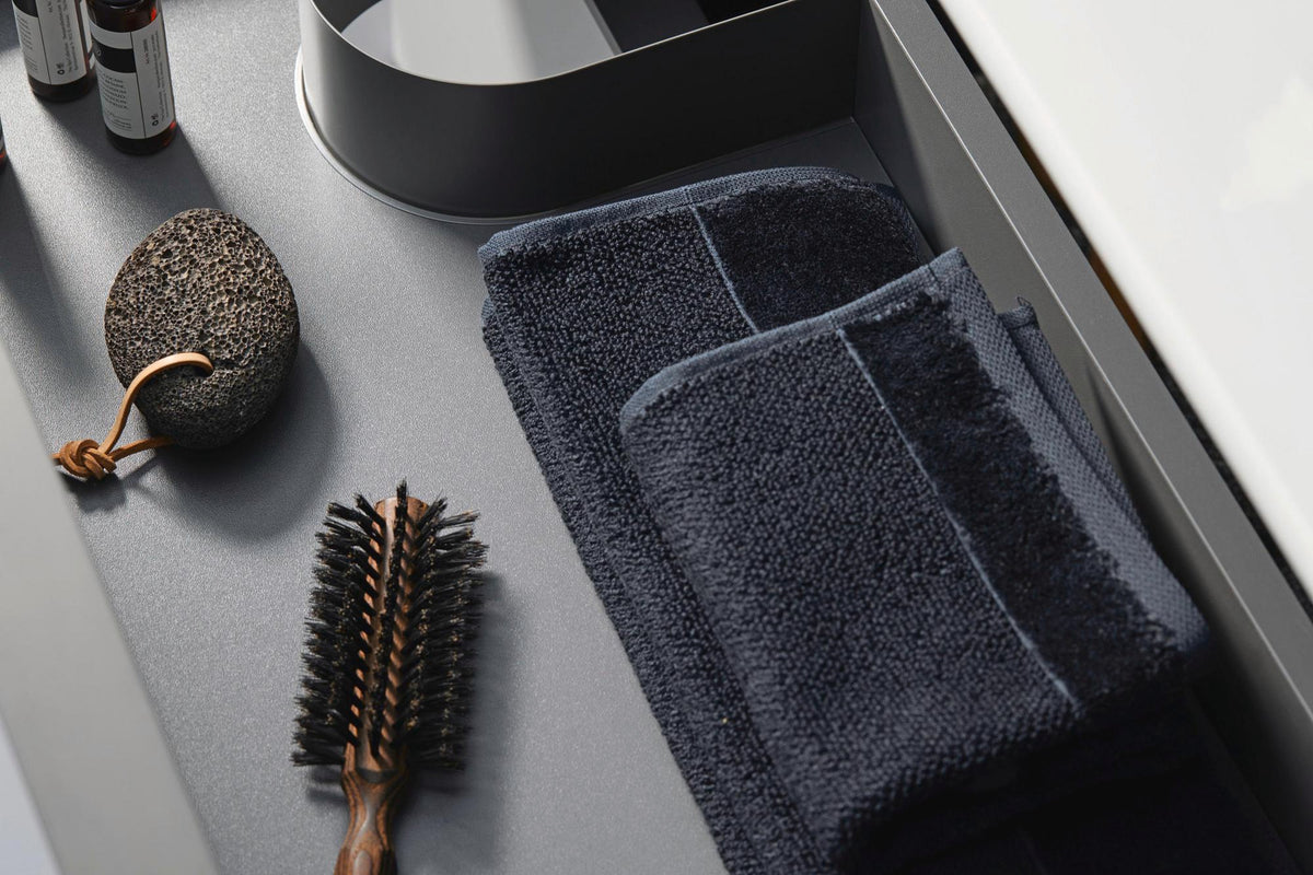 Duravit D-Neo Waschtischunterbau 610 mm betongrau matt mit Soft-Close und Bronze-Griff
