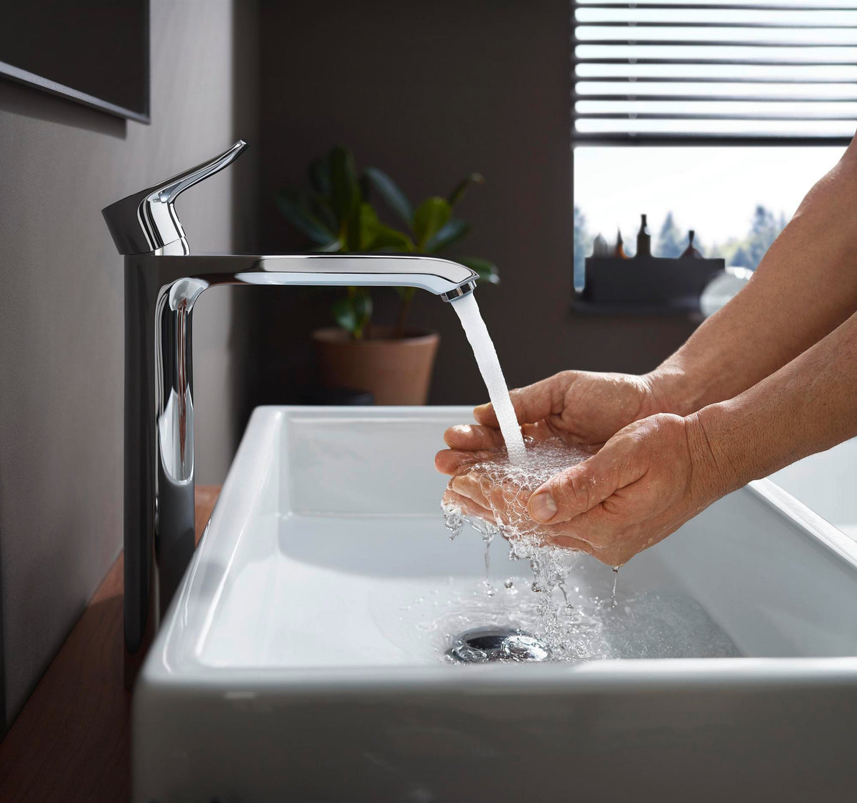 HANSGROHE Metris 260 Einhebel-Waschtischmischer mit ComfortZone, Zugstangen-Ablaufgarnitur und Temperaturbegrenzung, chrom