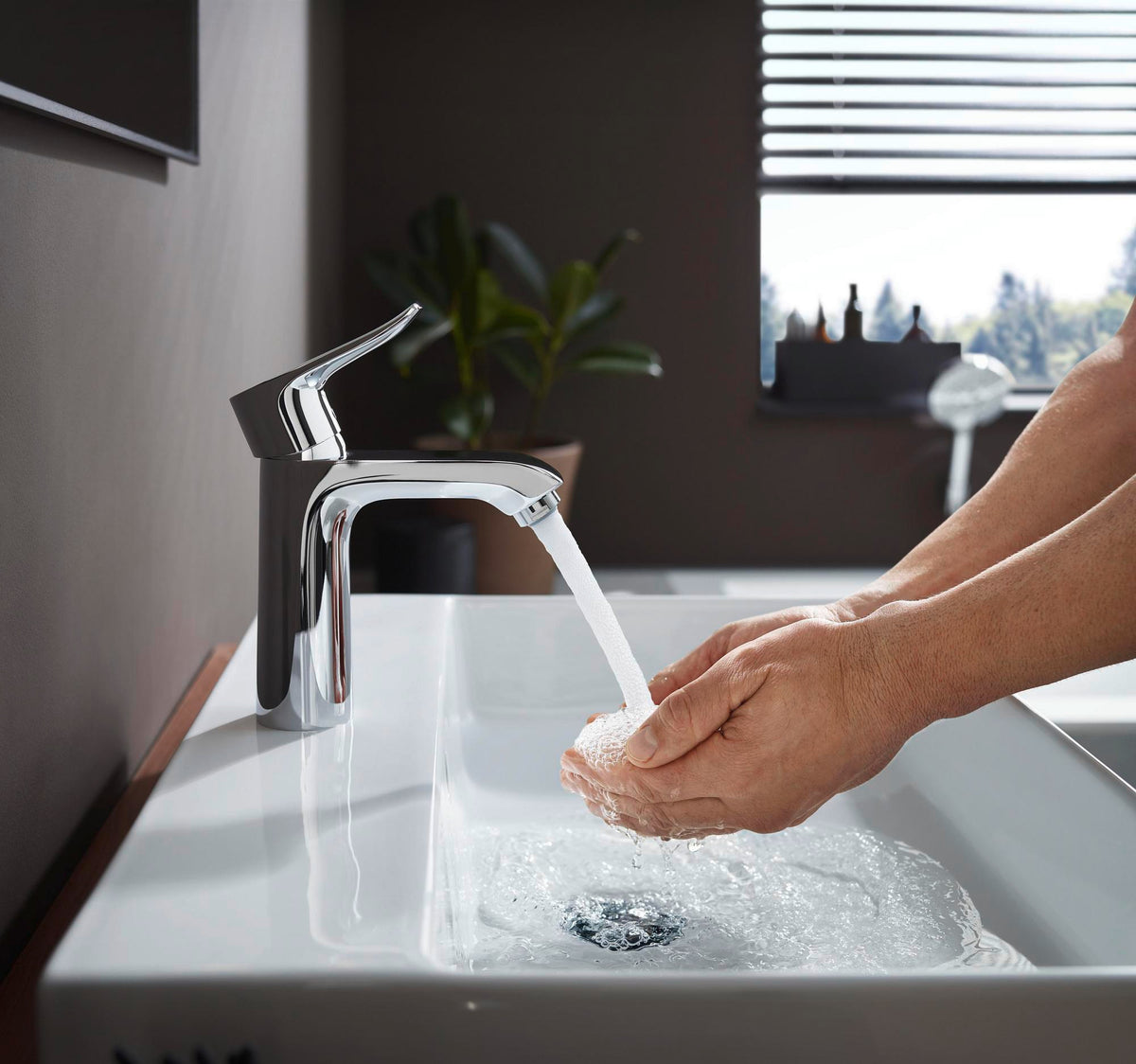 HANSGROHE Metris 110 Einhebel-Waschtischmischer chrom mit ComfortZone und Ablaufgarnitur