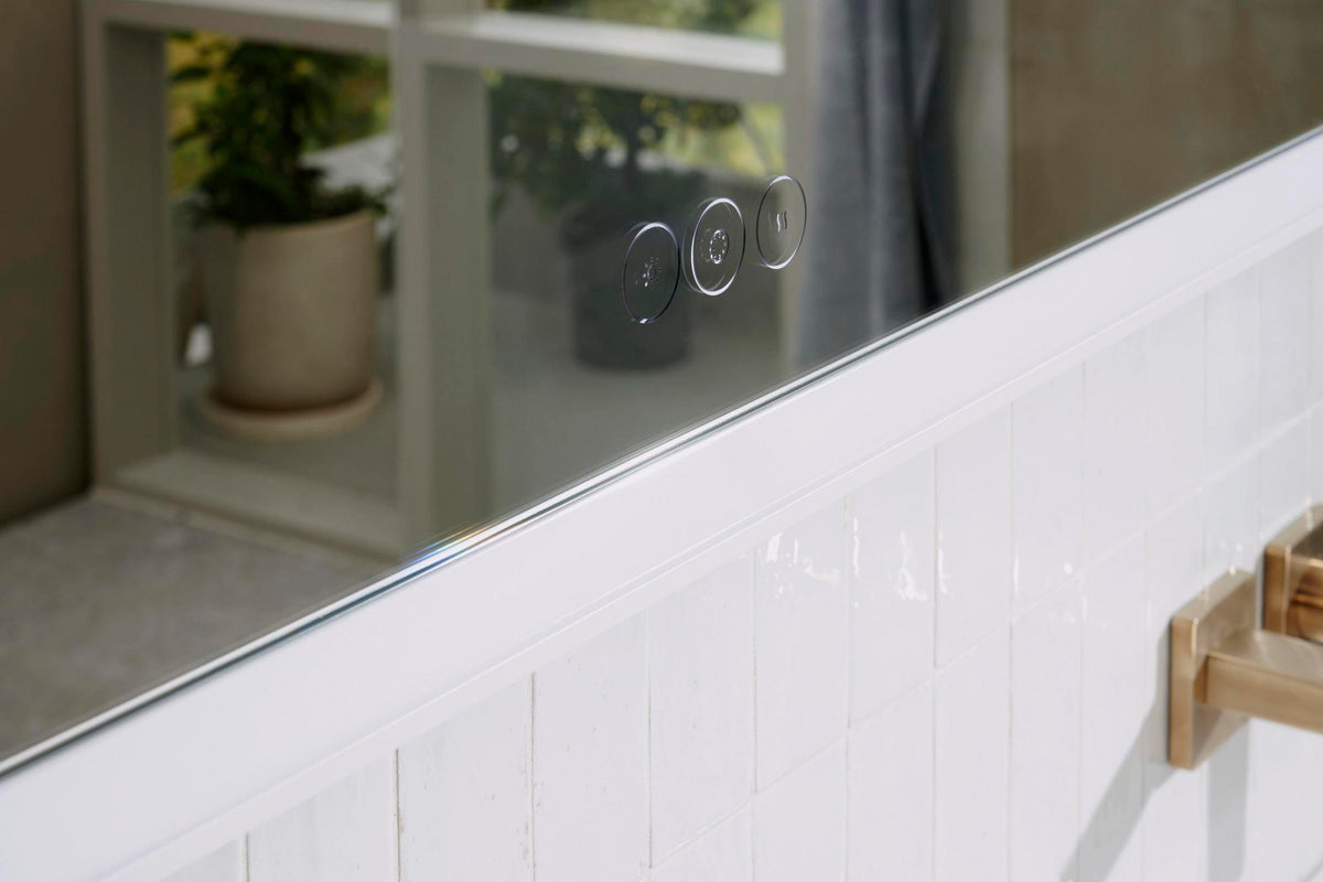 HANSGROHE Xarita E Wandspiegel 1200 mm mattweiß mit LED-Beleuchtung, SmartTouch und AntiFog