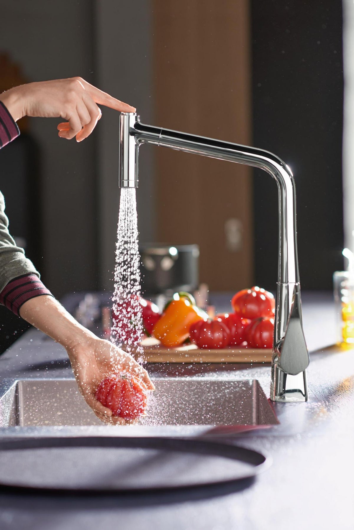 HANSGROHE Metris M71 Einhebel-Küchenmischer 320 mit sBox und Ausziehbrause, Chrom