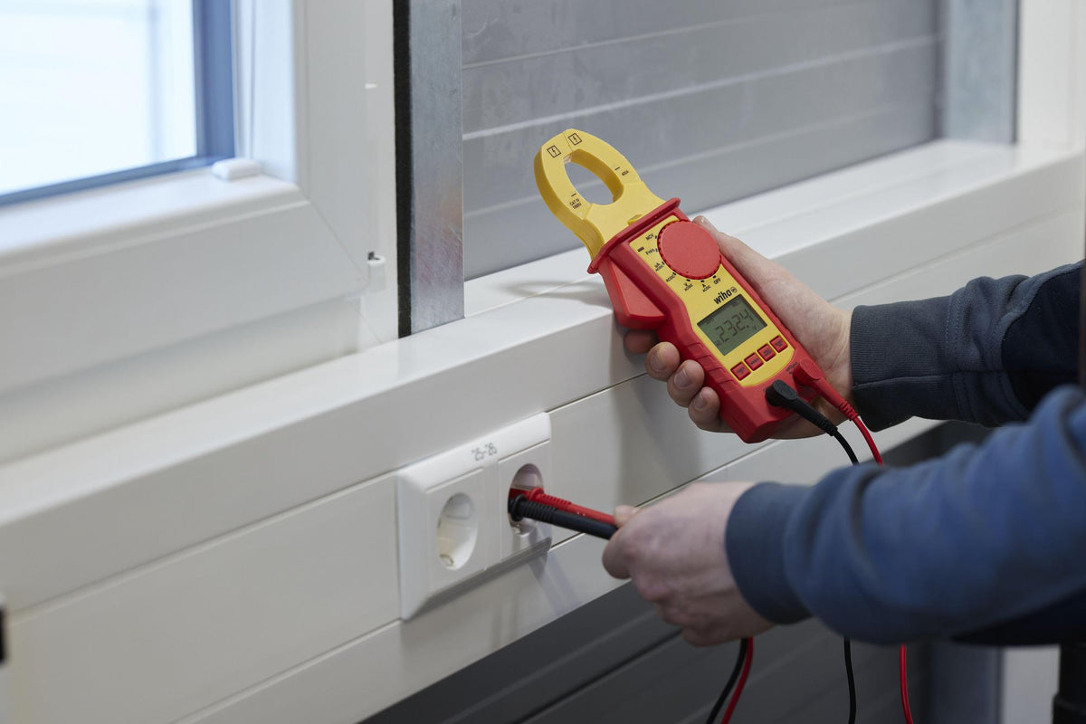 Wiha Stromzangenmultimeter bis 1.000 V AC CAT IV 1.000 V – True RMS, 400 A, IP40