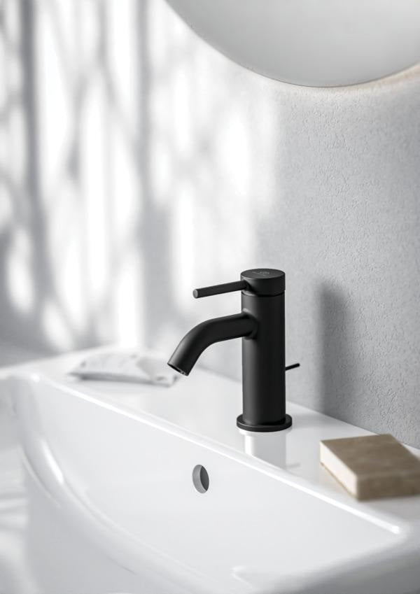 Ideal Standard Ceraline Nuovo Waschtischarmatur H65 mit Ablaufgarnitur BlueStart Chrom
