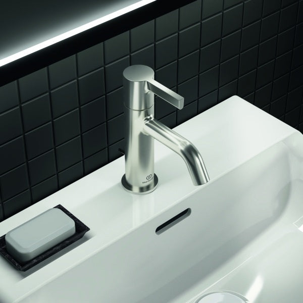 Ideal Standard Joy Waschtischarmatur Brushed Gold mit Ablaufgarnitur, 110 mm Ausladung