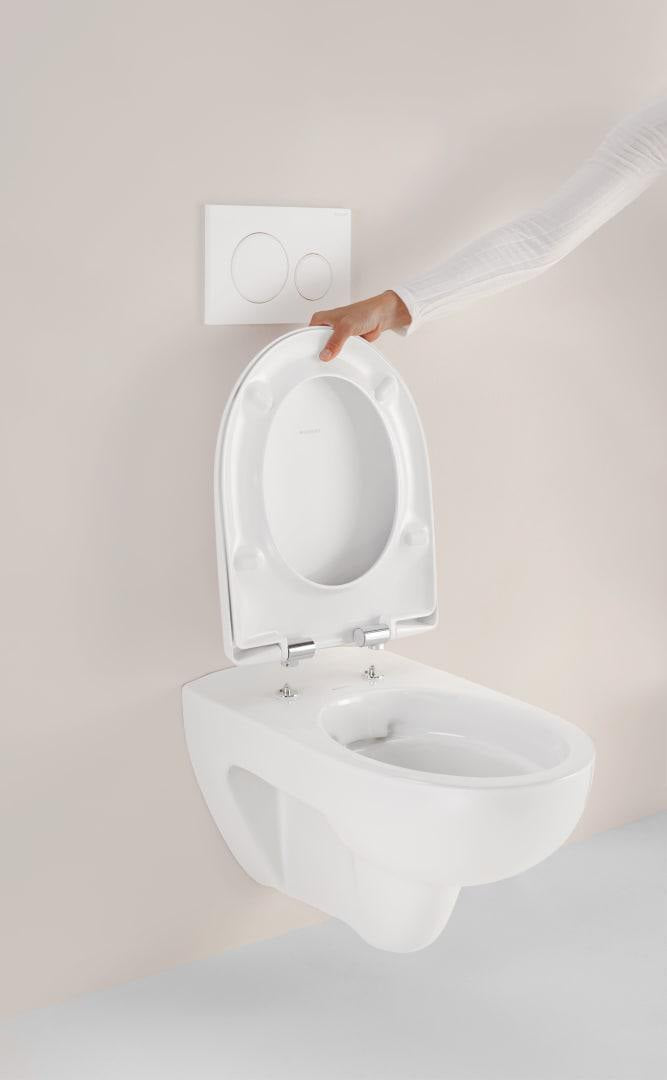 Geberit Renova Set Wand-WC Rimfree spülrandlos mit WC-Sitz, Tiefspüler, weiß
