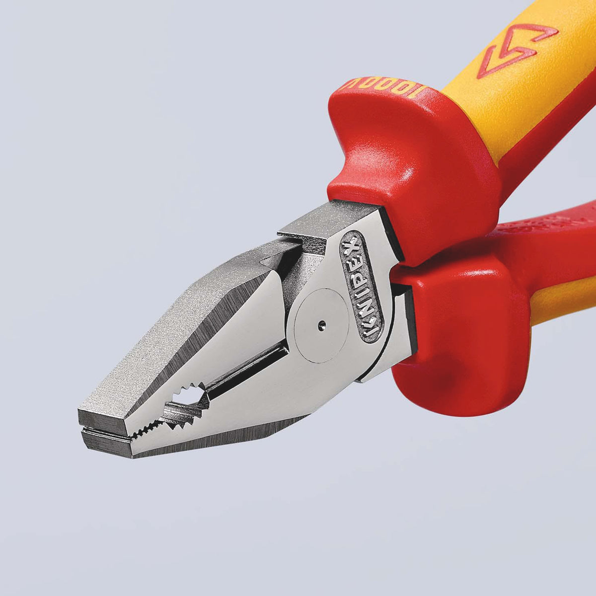 KNIPEX Kraftkombizange VDE 180 mm – 35 % Kraftersparnis, verchromt, Mehrkomponenten-Griff