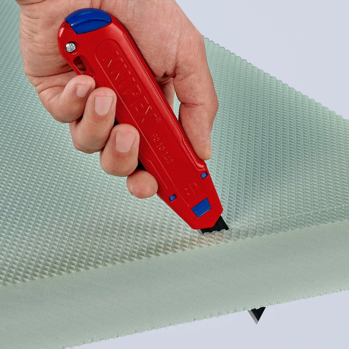 KNIPEX CutiX® Cuttermesser 18 mm Klingenbreite mit Klingenstabilisierung, Magnesiumgehäuse