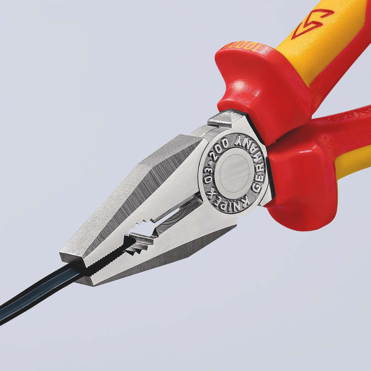 KNIPEX Kombizange VDE 160 mm mit Mehrkomponenten-Hüllen, verchromt, isoliert bis 1000 V