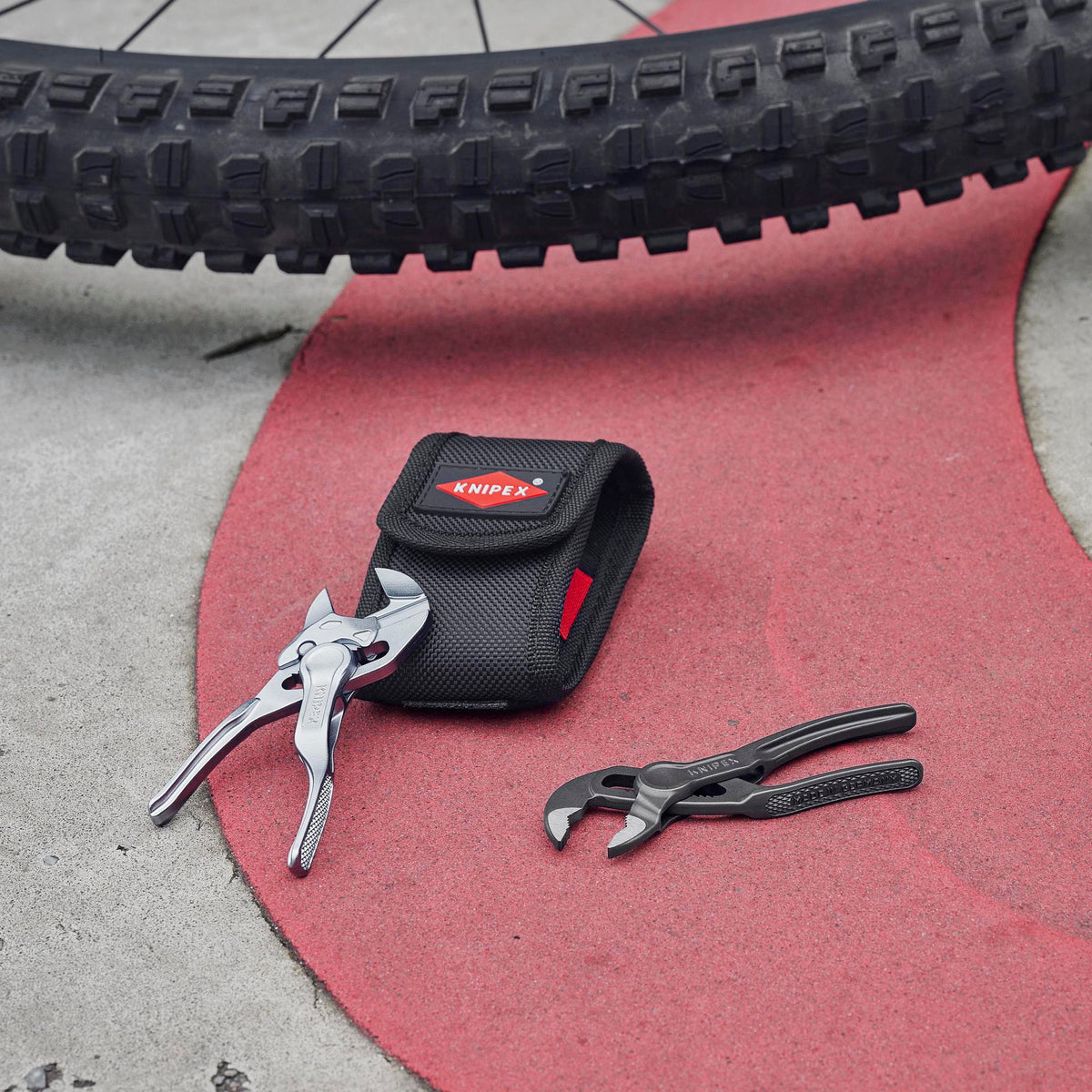 KNIPEX Cobra® XS Wasserpumpenzange 100 mm – Kompakt, Selbstklemmend, 11-fach Feinverstellung