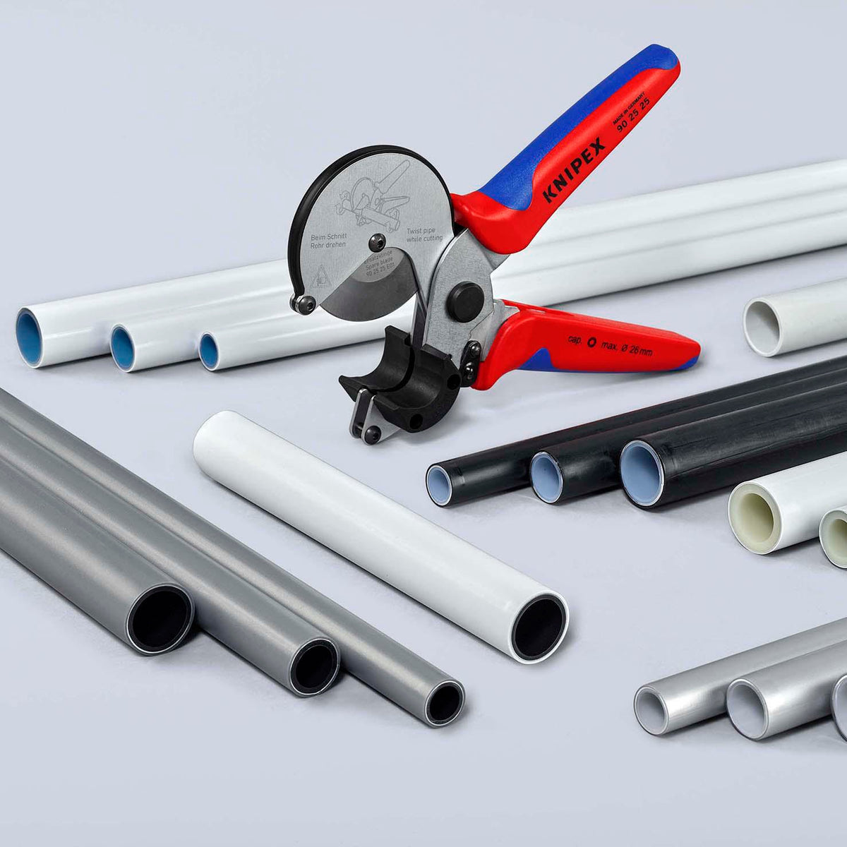 KNIPEX Rohrschneider für Verbund- und Kunststoffrohre Ø 26 mm, 210 mm Länge