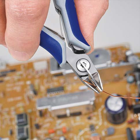 KNIPEX Präzisions-Elektronik-Seitenschneider 120 mm Form 2, poliert, ohne Facette