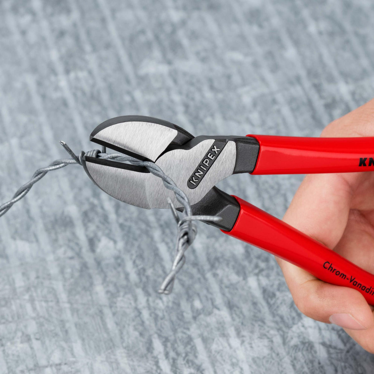 KNIPEX Kraftseitenschneider 140 mm poliert Form 0 – 20 % Kraftersparnis, Kunststoffüberzug