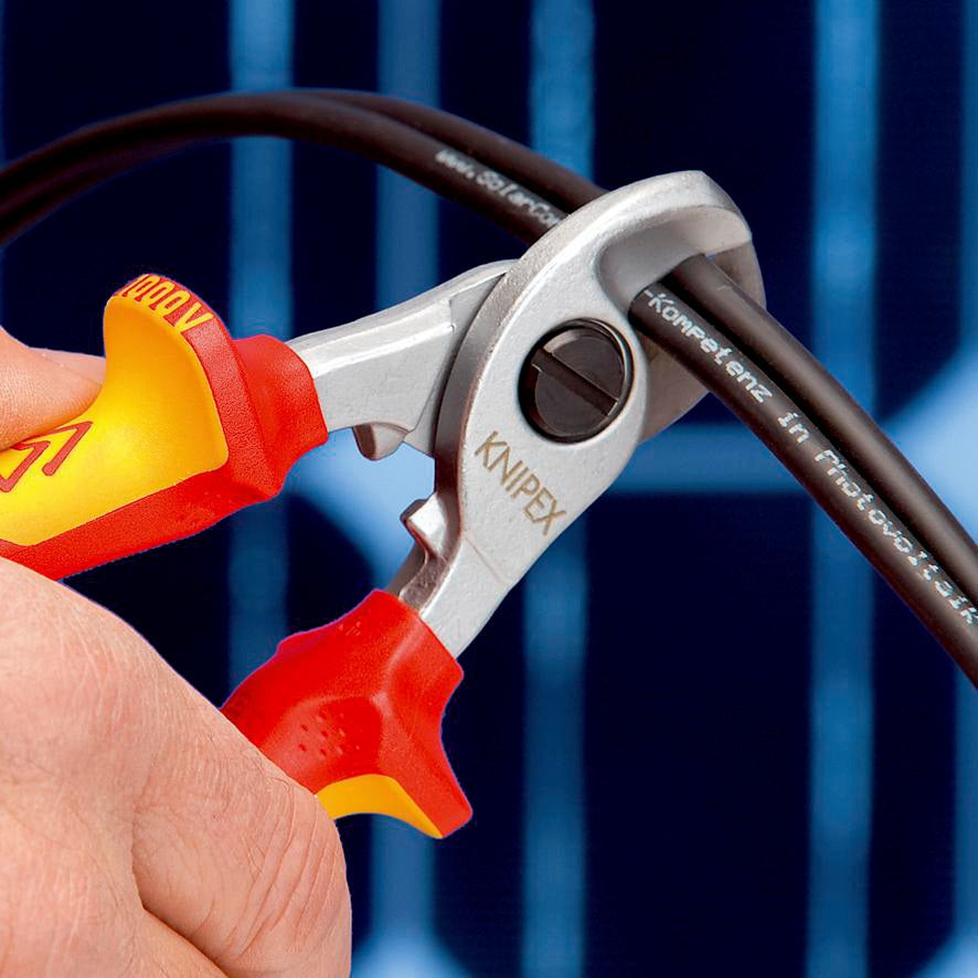 KNIPEX Kabelschere 165 mm VDE-isoliert, verchromter Kopf, Mehrkomponenten-Hüllen, Form 2