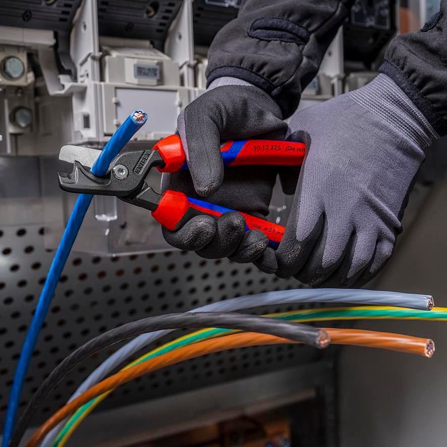 KNIPEX Kabelschere StepCut XL 225 mm – Kraftgelenk, brünierter Kopf, bis 120 mm²