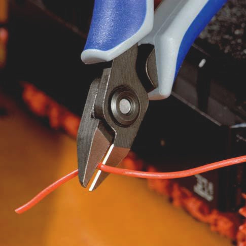 KNIPEX Präzisions-Elektronik-Seitenschneider 125 mm – Poliert, induktiv gehärtet, 59 g