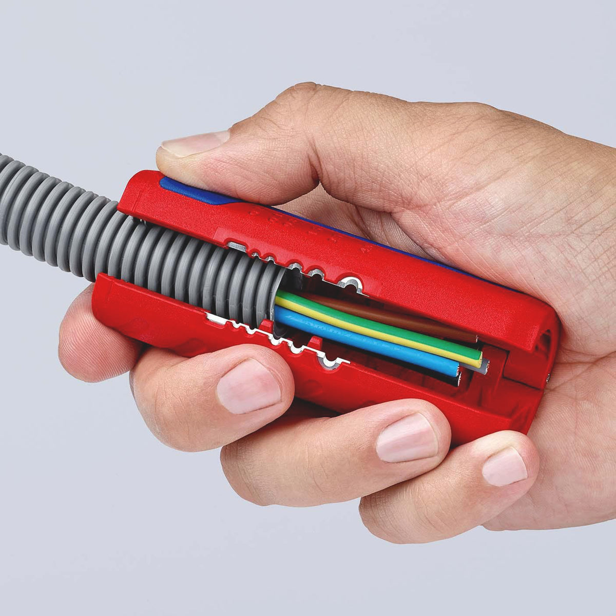 KNIPEX Abmantelungswerkzeug TwistCut 100 mm für Wellrohre und Litzen 0,2–4 mm²