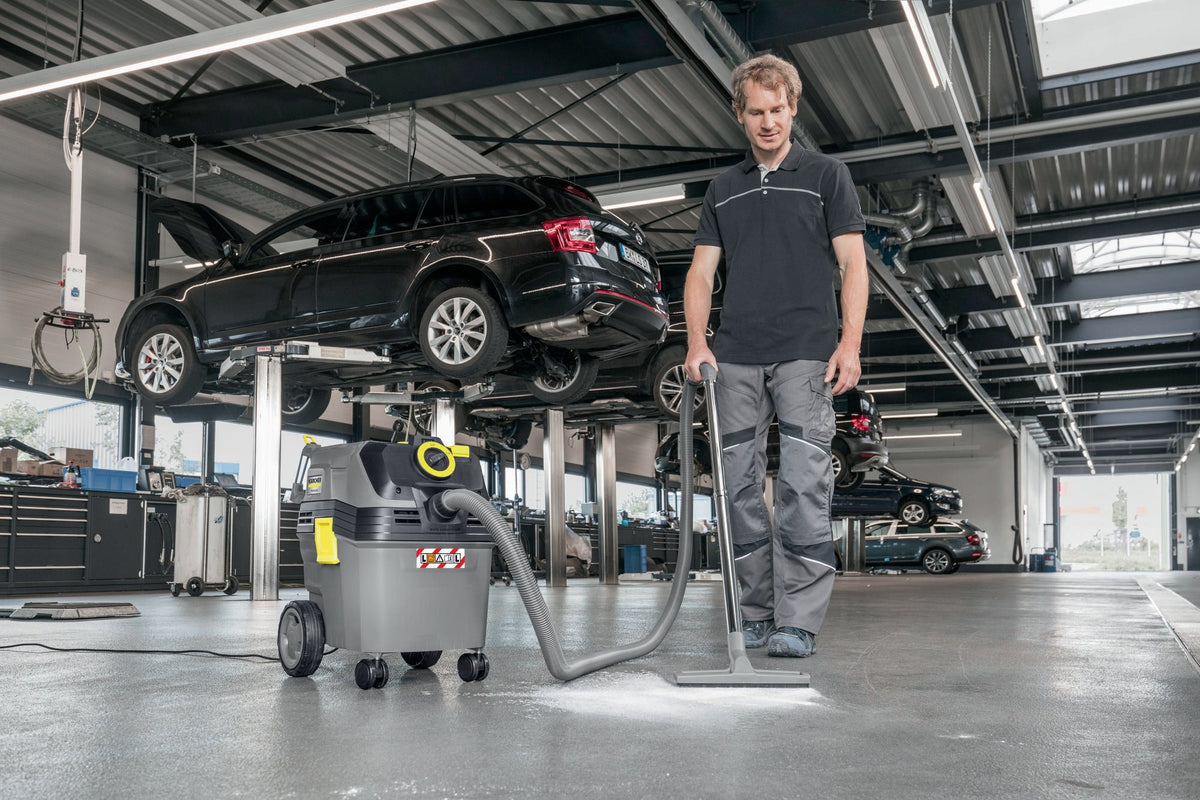 KÄRCHER Nass- und Trockensauger NT 30/1 Ap Te L – 30 l, 1380 W, Staubklasse L