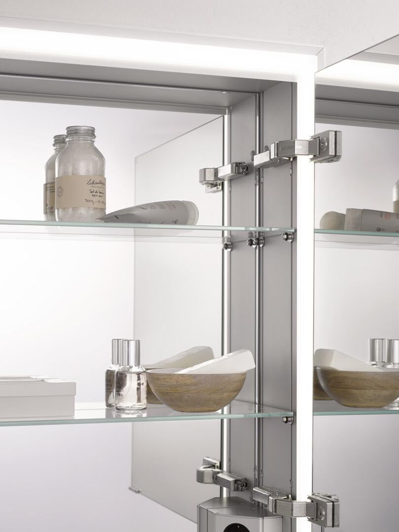 EMCO LED-Lichtspiegelschrank prime 600 mm Unterputz mit Front- und Innenspiegel, Aluminium